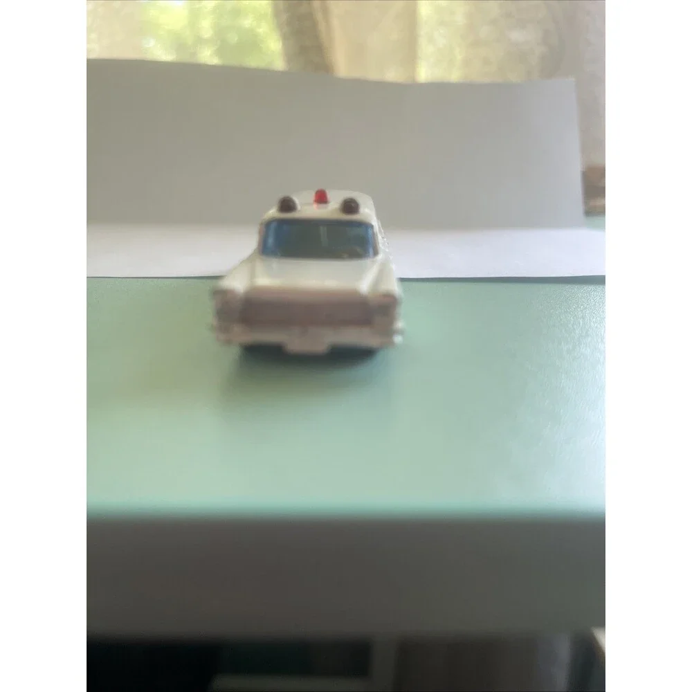 Vintage 1960s Matchbox Lesney #54 White S&S Cadillac Ambulance